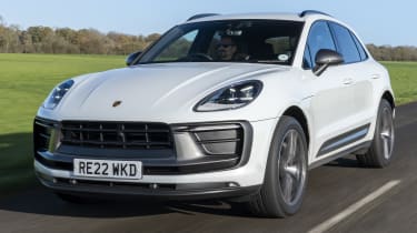 Porsche Macan T - front tracking